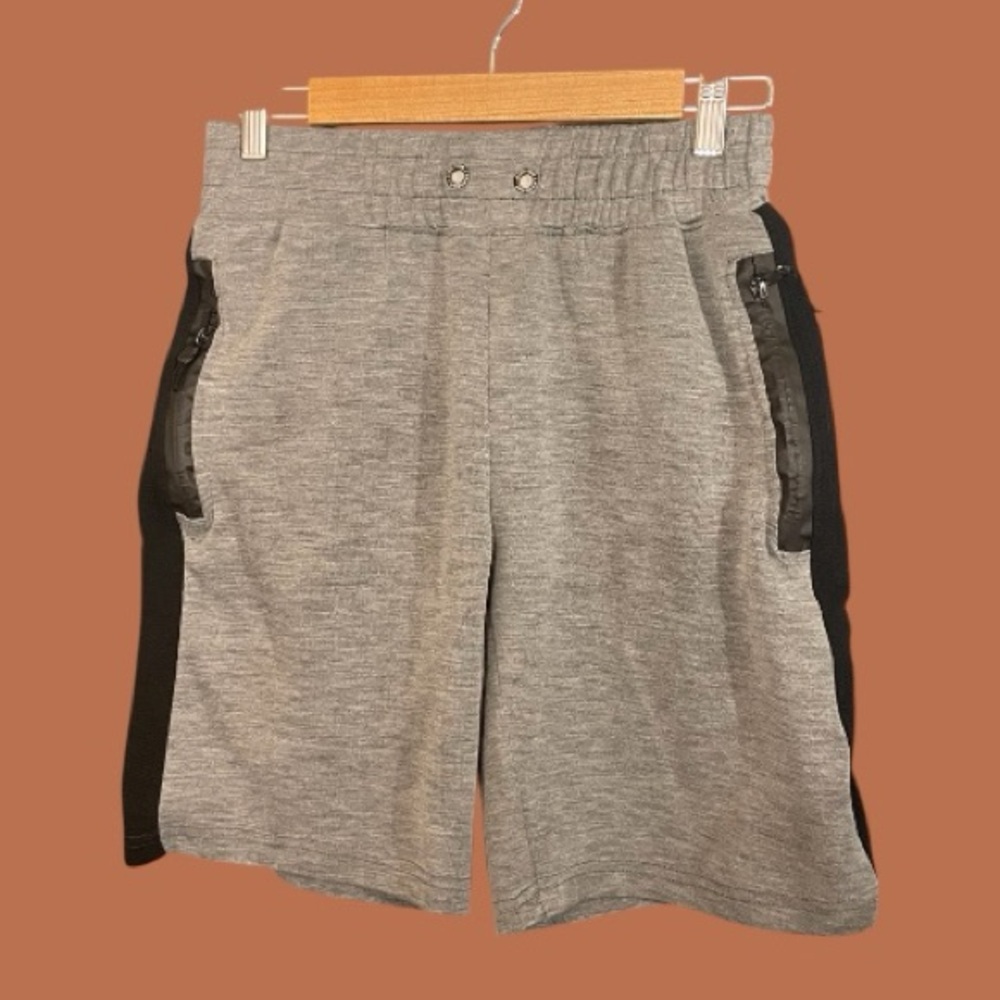 Game Time Men’s Gray and Black Heather Athletic Shorts Size S